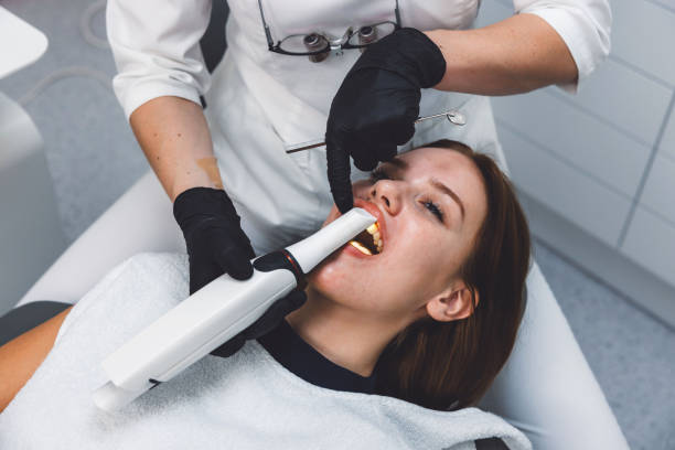 Best Emergency Orthodontic Repairs in Center Point, IA
